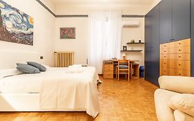 Spacious Apt With Kitchenette, Near Piazza Maggiore